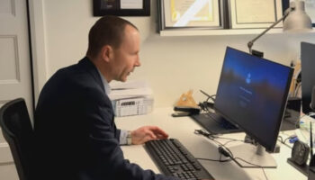 Alexandre Desbiens lance une page Web Alexandre Desbiens lance une page Web